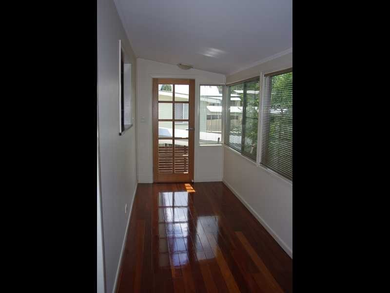 24 Nile Street, Riverview QLD 4303