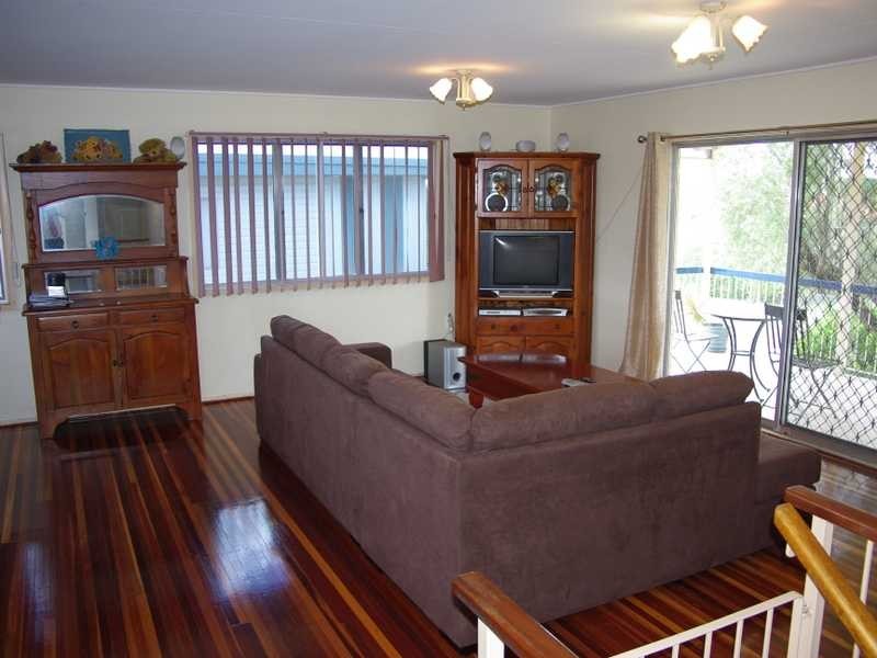 Raceview QLD 4305