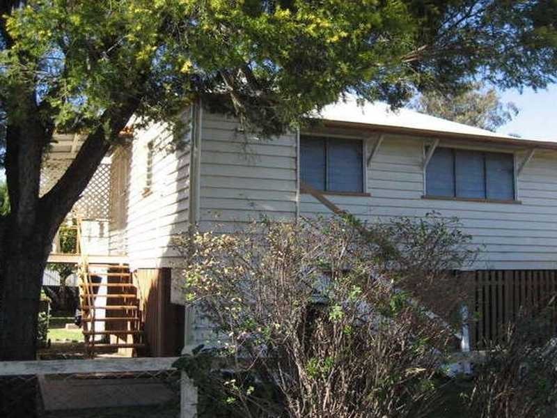 12 North Street, North Ipswich QLD 4305