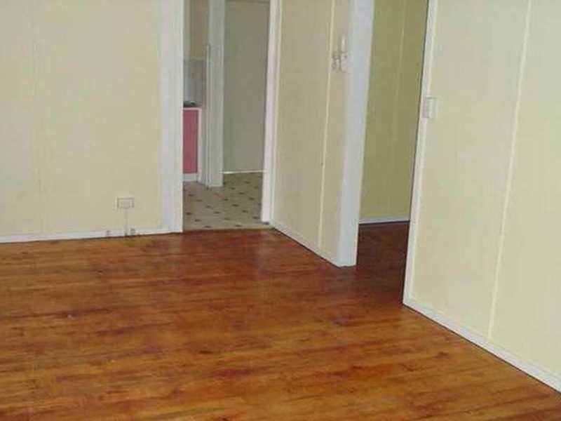 12 North Street, North Ipswich QLD 4305