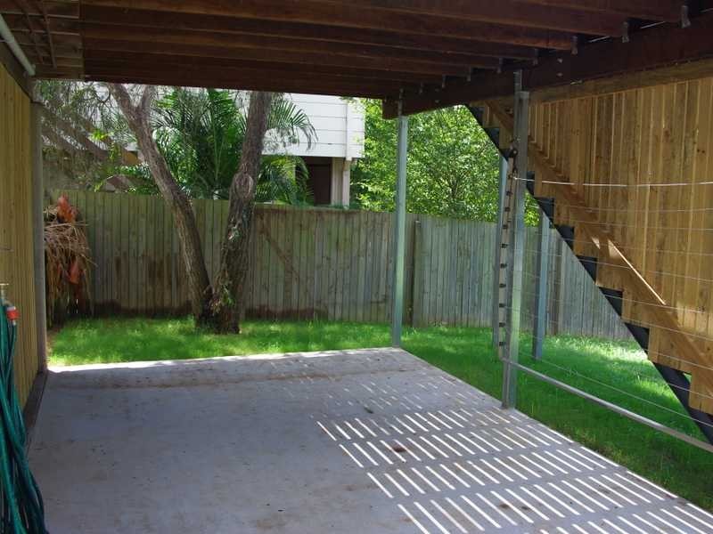 9 Janet Street, North Booval QLD 4304