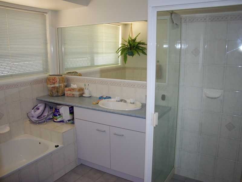 38 Sandalwood Drive, Yamanto QLD 4305