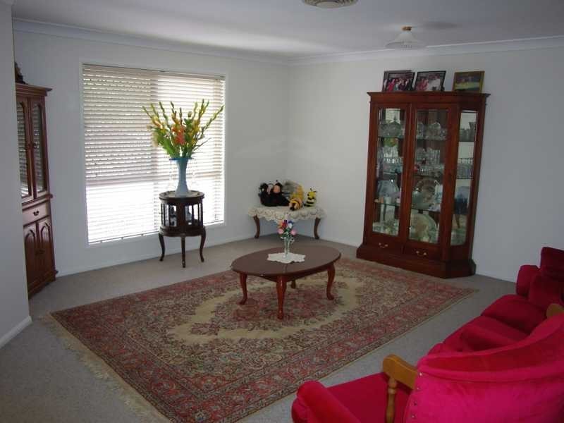 38 Sandalwood Drive, Yamanto QLD 4305
