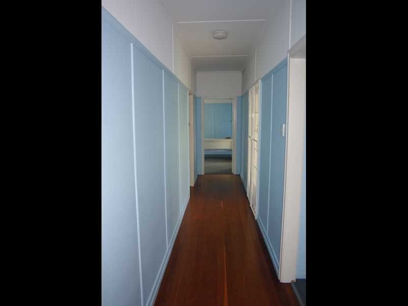 84 Brisbane Road, East Ipswich QLD 4305