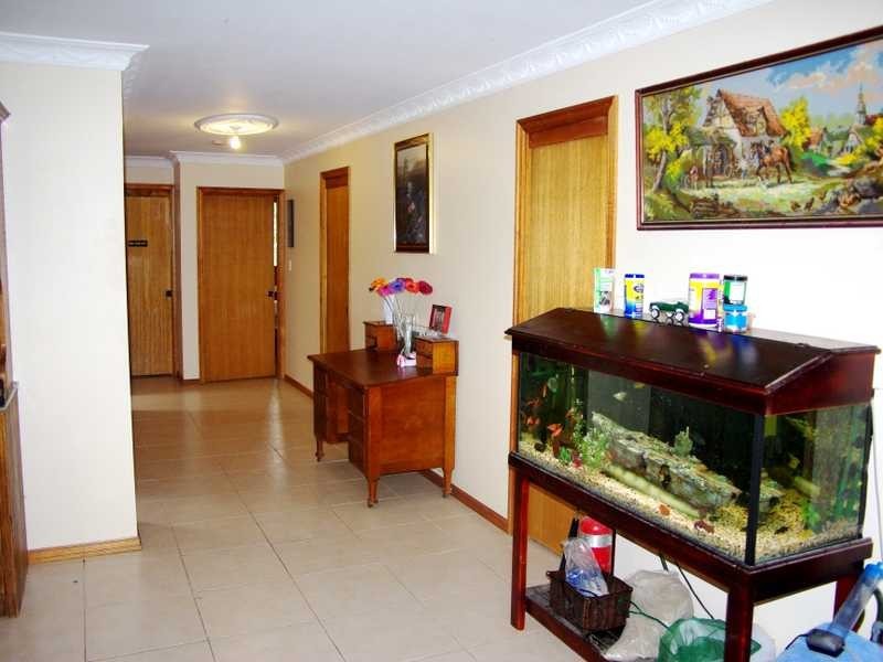 35 Bell Street, Walloon QLD 4306