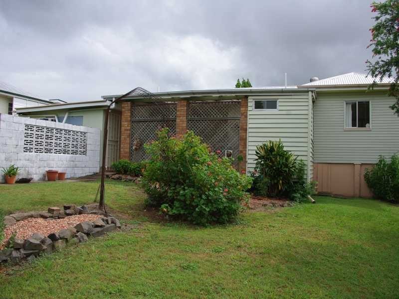 11 Idolwood Street, Eastern Heights QLD 4305