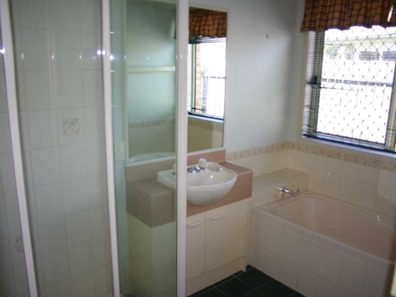 Yamanto QLD 4305