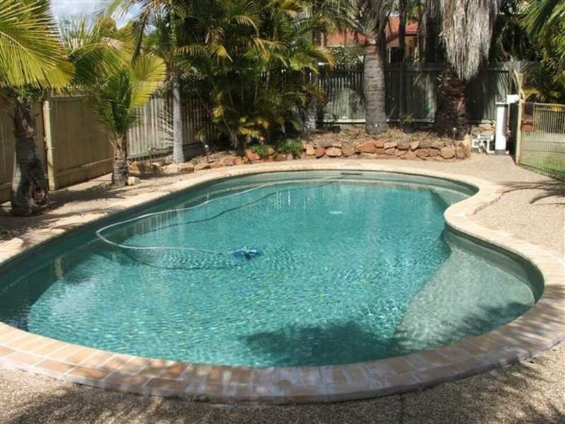 1 Oregon Close, Yamanto QLD 4305