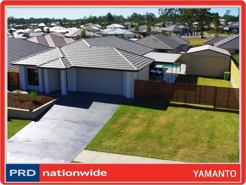33 Trinity Crescent, Augustine Heights QLD 4300
