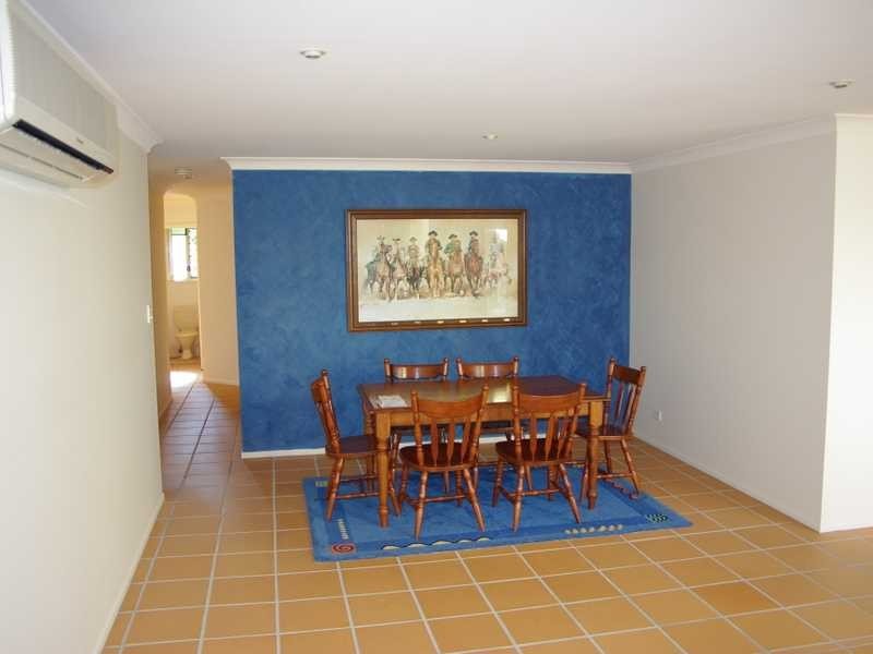 Flinders View QLD 4305