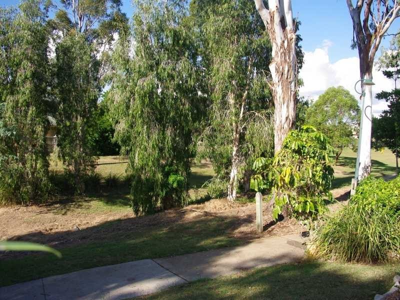Flinders View QLD 4305