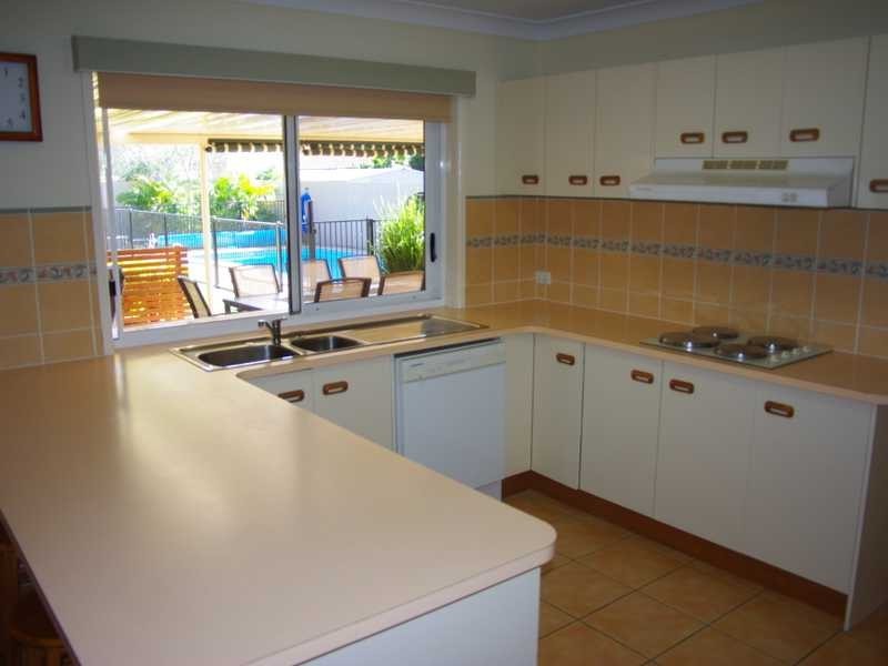 4 Le Prix Court, Yamanto QLD 4305