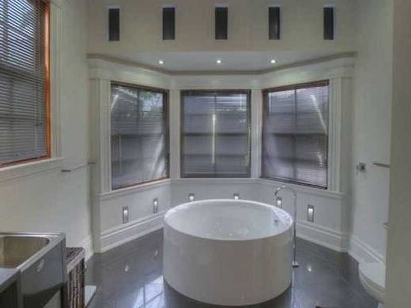 32 Quarry Street, Ipswich QLD 4305