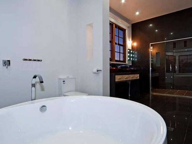 32 Quarry Street, Ipswich QLD 4305