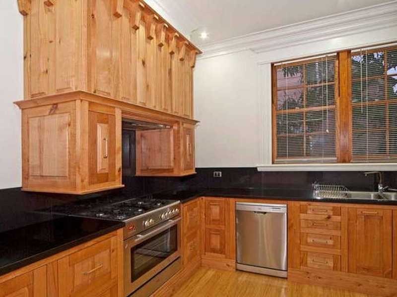 32 Quarry Street, Ipswich QLD 4305