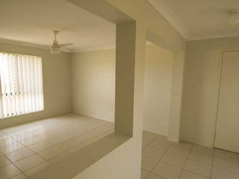 16 Explorer Street, Raceview QLD 4305
