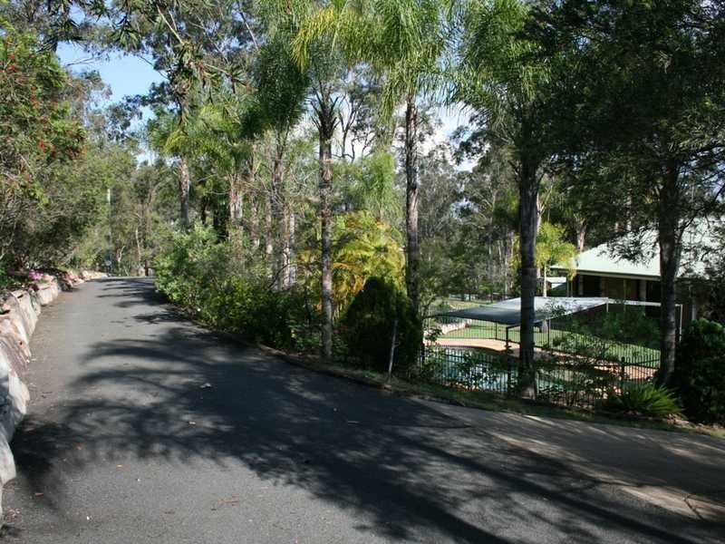 14 Lewis Drive, Chuwar QLD 4306