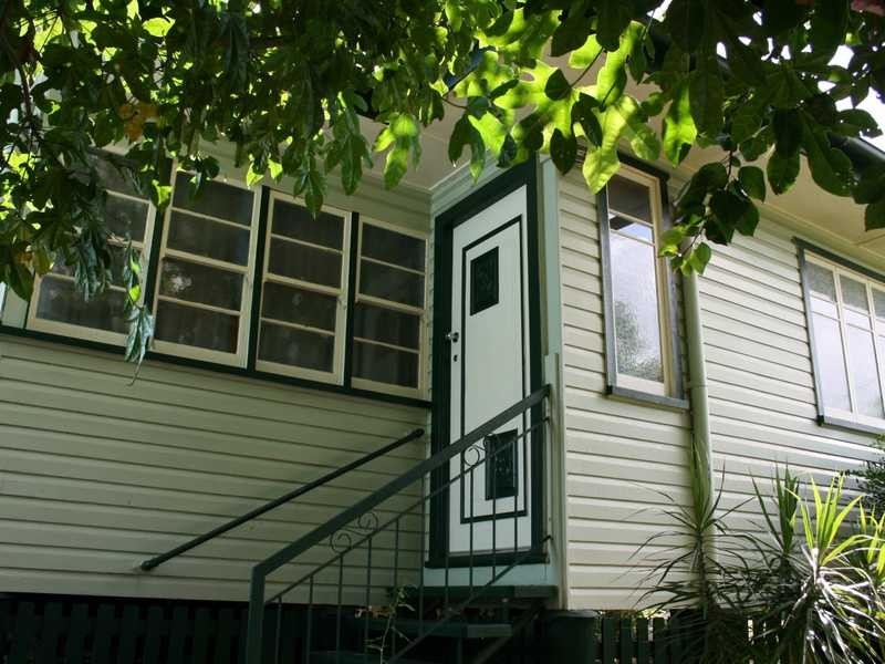 5 Chilcot Street, Silkstone QLD 4304