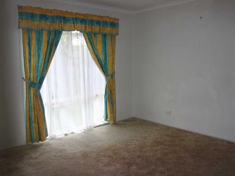 19 Quando Close, Yamanto QLD 4305
