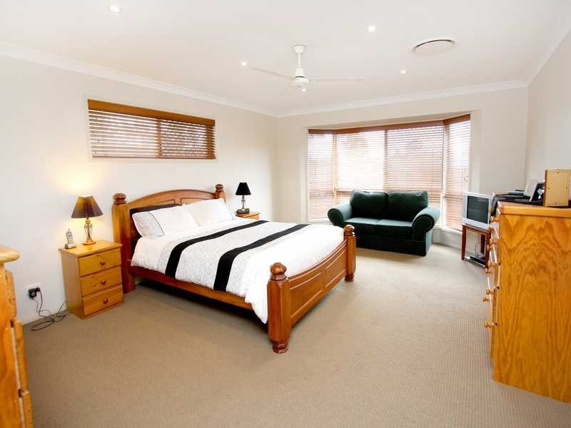 1 Appaloosa Place, Pine Mountain QLD 4306