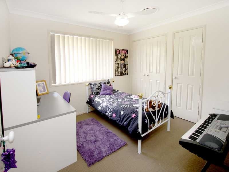 1 Appaloosa Place, Pine Mountain QLD 4306