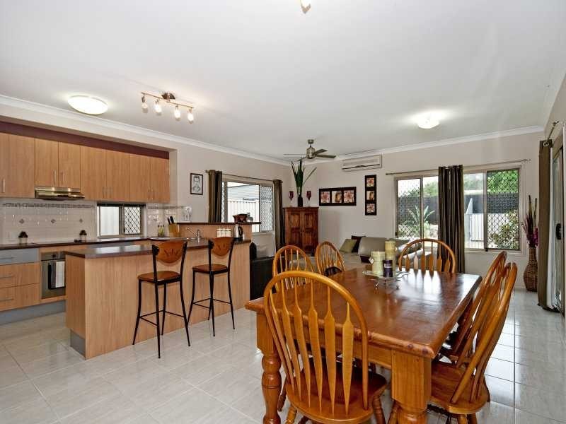 12 McQueen Court, Flinders View QLD 4305