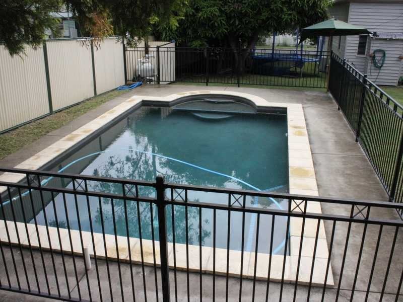 100 Thorn Street, Ipswich QLD 4305
