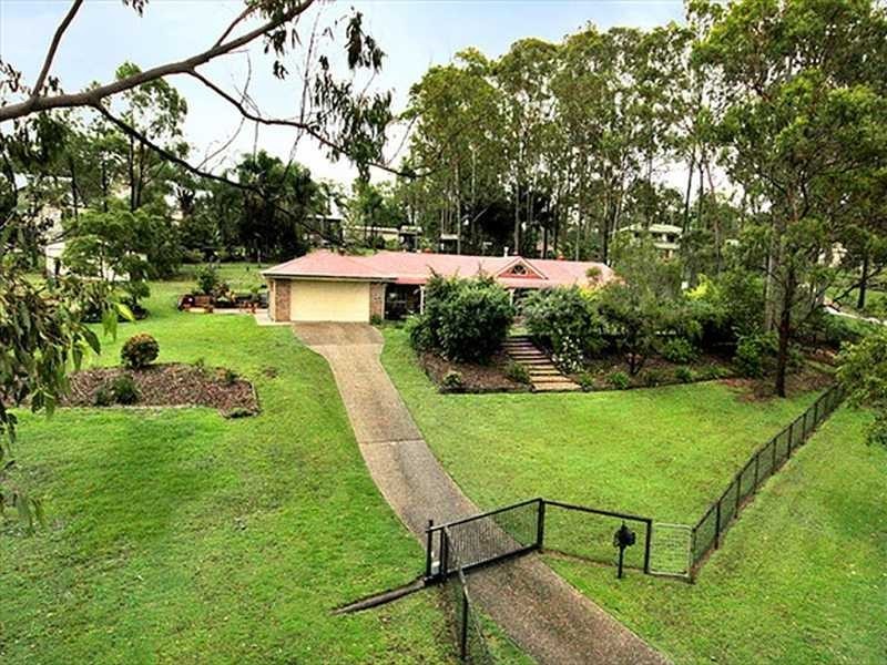 233 Lansdowne Way, Chuwar QLD 4306