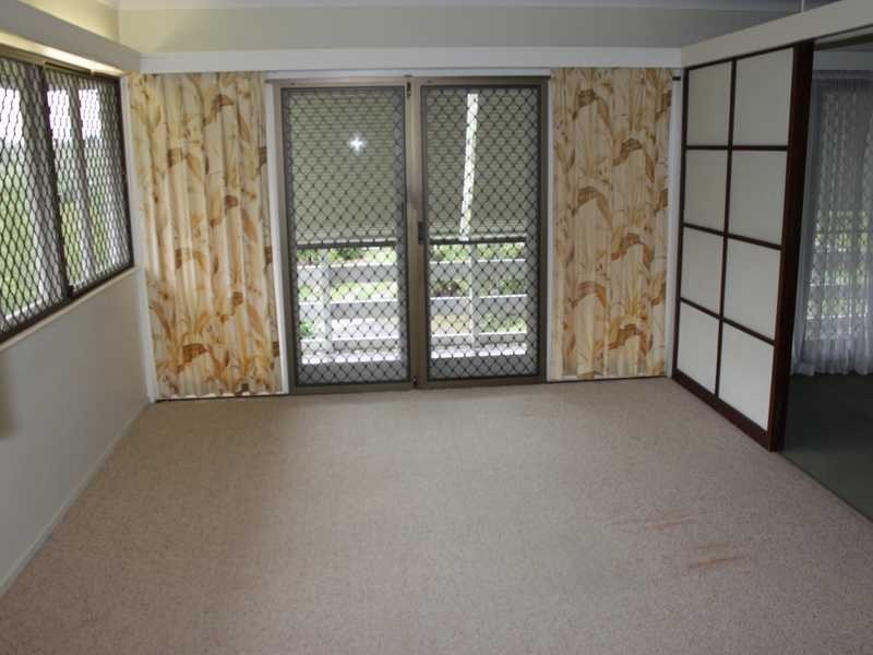 7 Walker Street, Ipswich QLD 4305