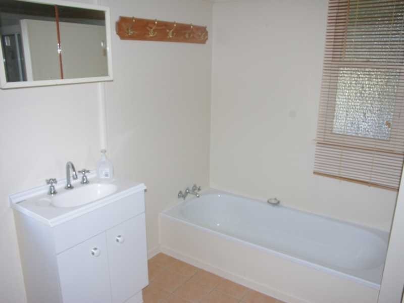 36 Liverpool Street, North Ipswich QLD 4305