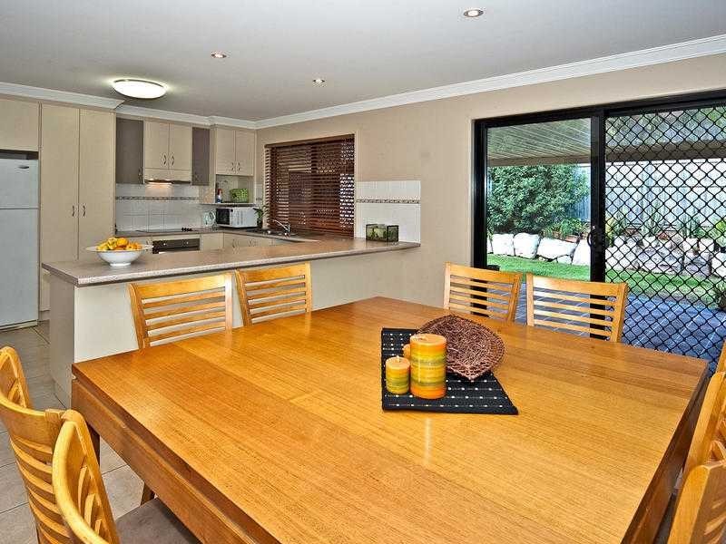 Flinders View QLD 4305