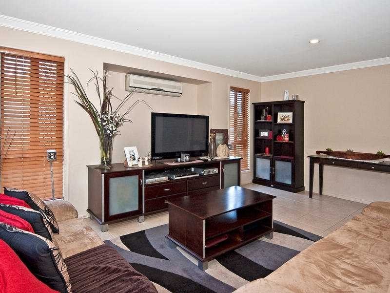 Flinders View QLD 4305