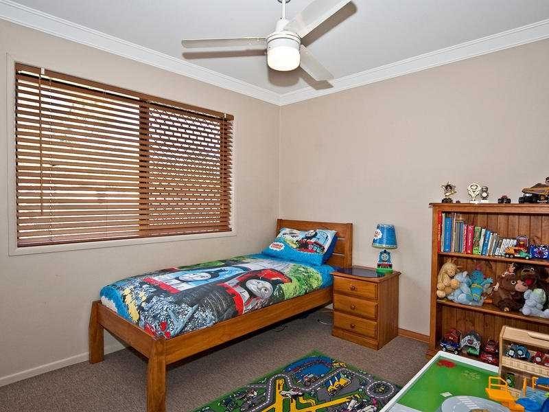 Flinders View QLD 4305