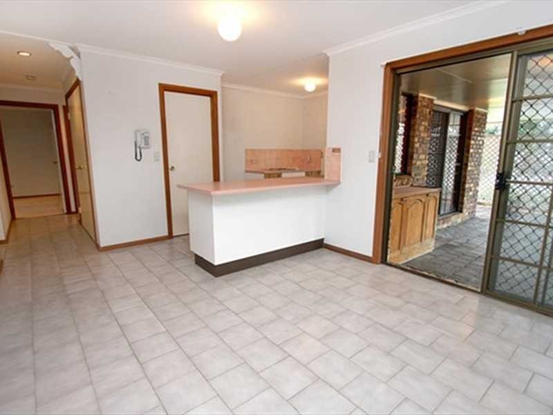 Yamanto QLD 4305