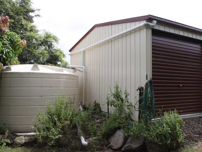 18 Barrett Street, East Ipswich QLD 4305