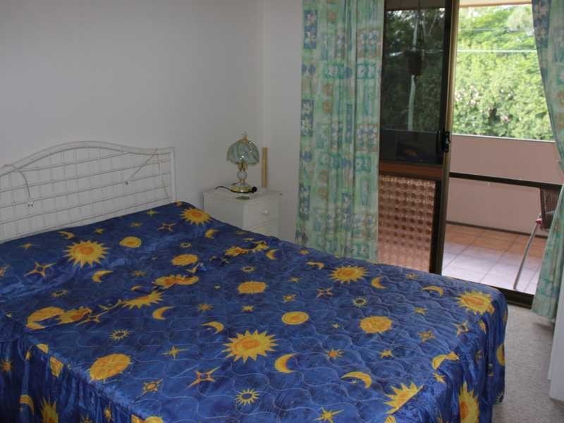 64 River Road, Bundamba QLD 4304