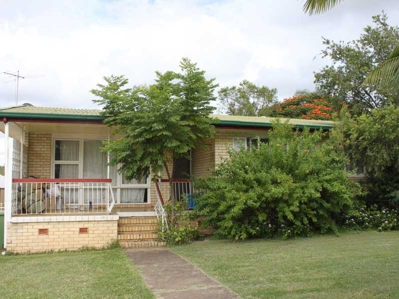 208 Old Pine Mountain Road, Brassall QLD 4305