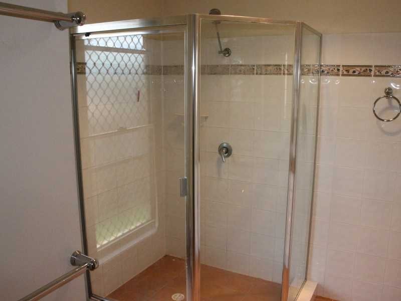 16 Cassinia Place, Flinders View QLD 4305