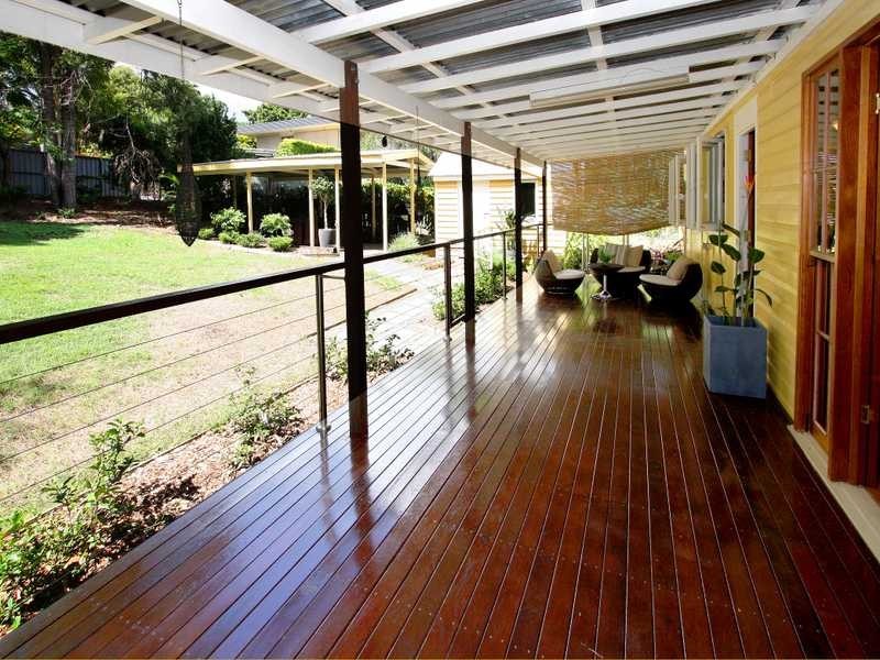 52 Chermside Road, Eastern Heights QLD 4305