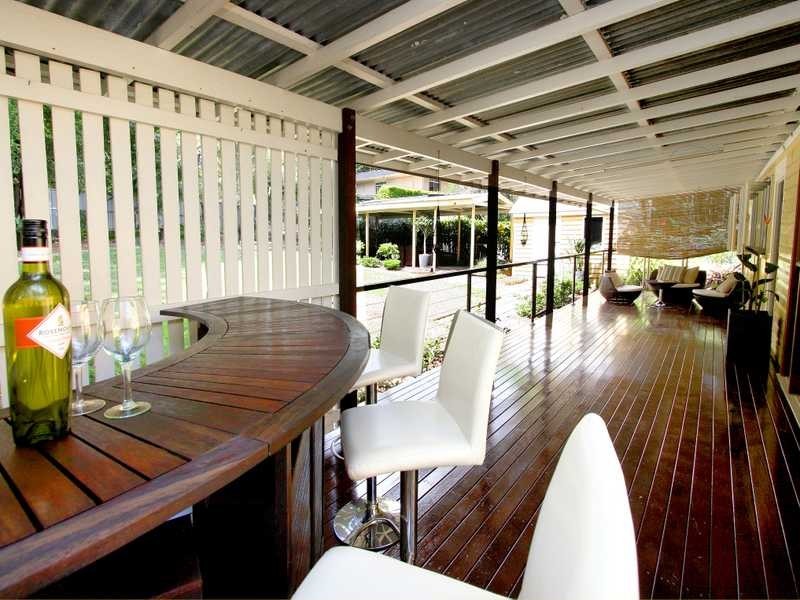 52 Chermside Road, Eastern Heights QLD 4305
