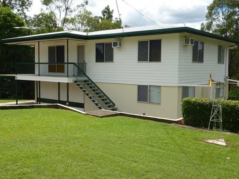 339 Mt Crosby Rd, Chuwar QLD 4306