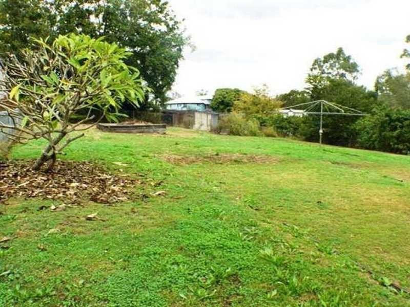 14 Hayne Street, Woodend QLD 4305