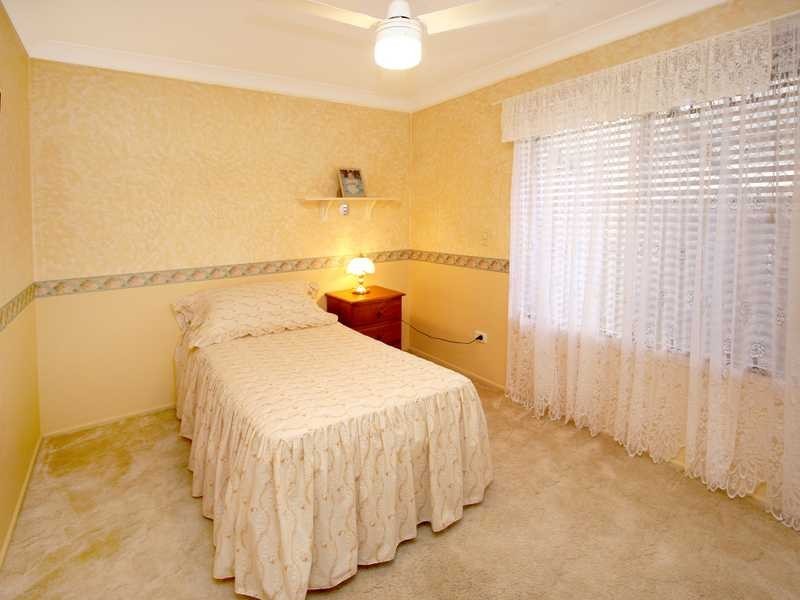 5 Sheppey Place, Yamanto QLD 4305
