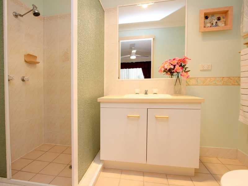 5 Sheppey Place, Yamanto QLD 4305