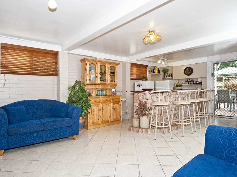 15 Olive Street, Raceview QLD 4305