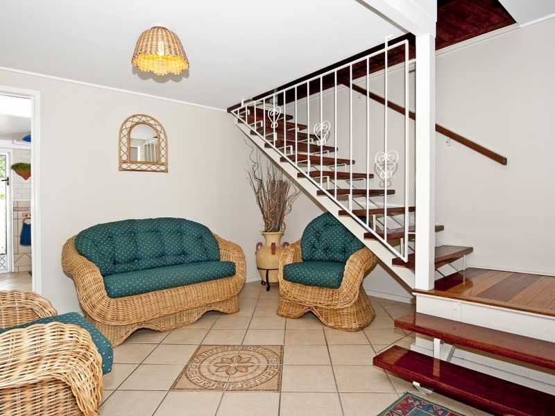 15 Olive Street, Raceview QLD 4305