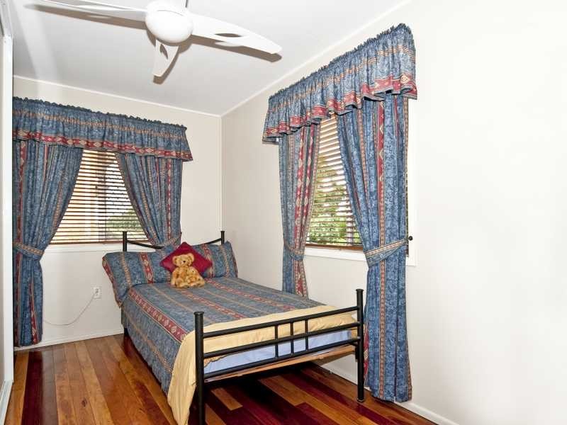 15 Olive Street, Raceview QLD 4305