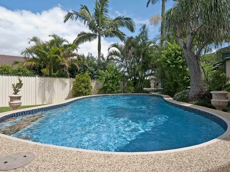 15 Olive Street, Raceview QLD 4305