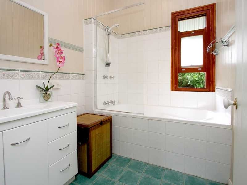 27 Stephenson Street, Sadliers Crossing QLD 4305