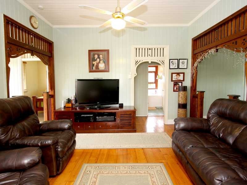 27 Stephenson Street, Sadliers Crossing QLD 4305